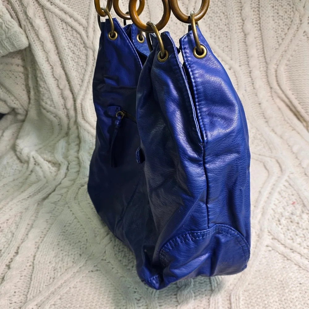 Bueno hobo bag